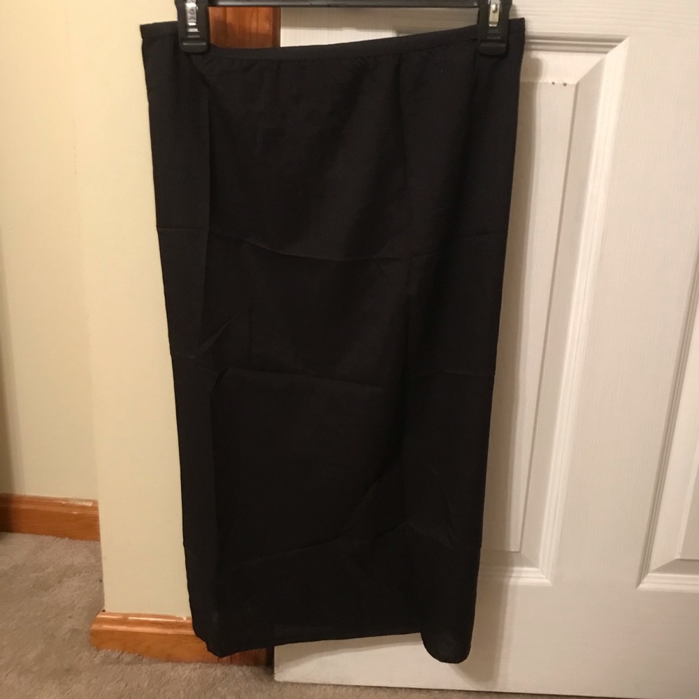 The row pencil skirt size medium black